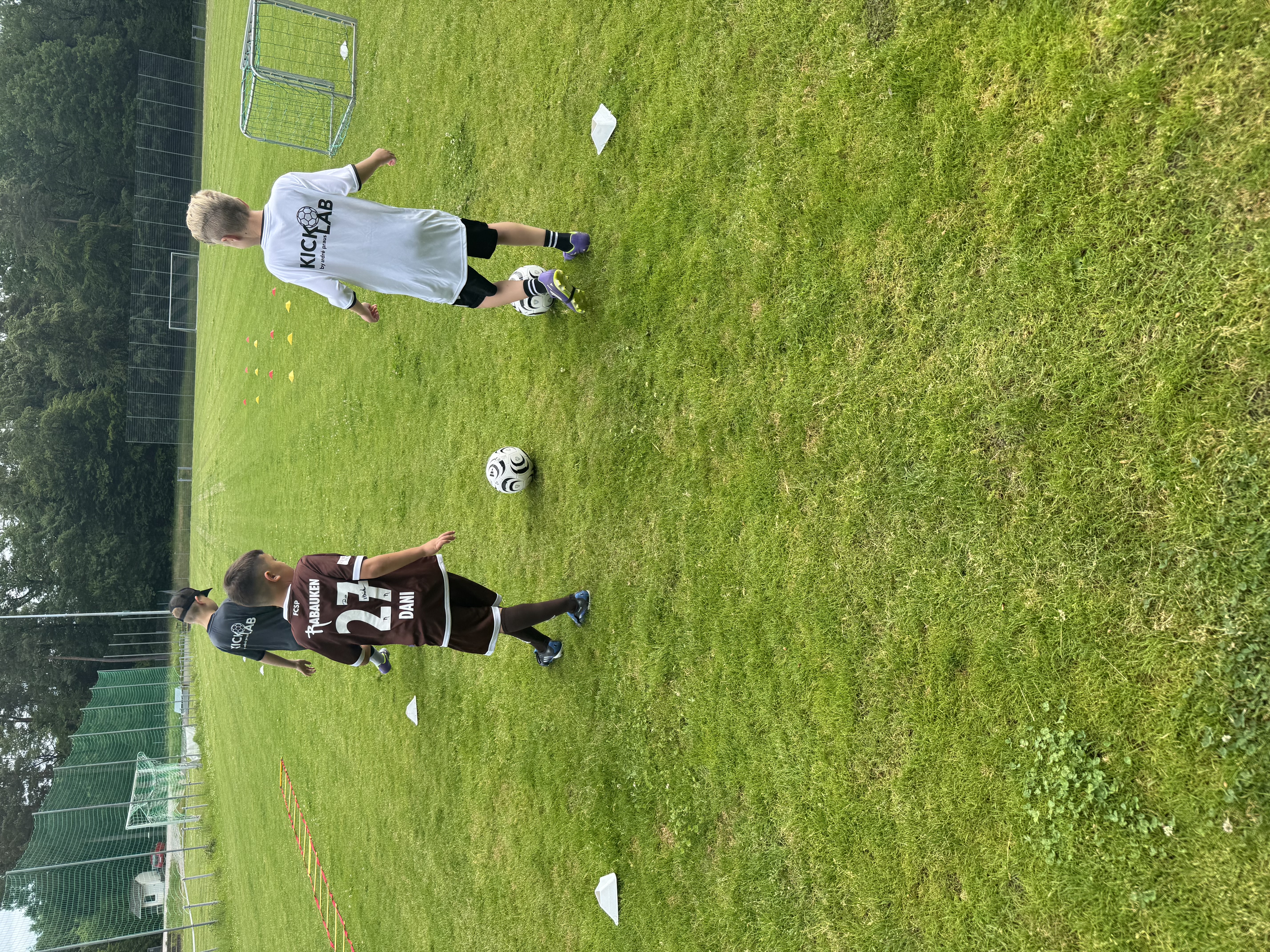 Ballkontakte = Ballkontrolle– KickLab Fußballtraining Eisingen